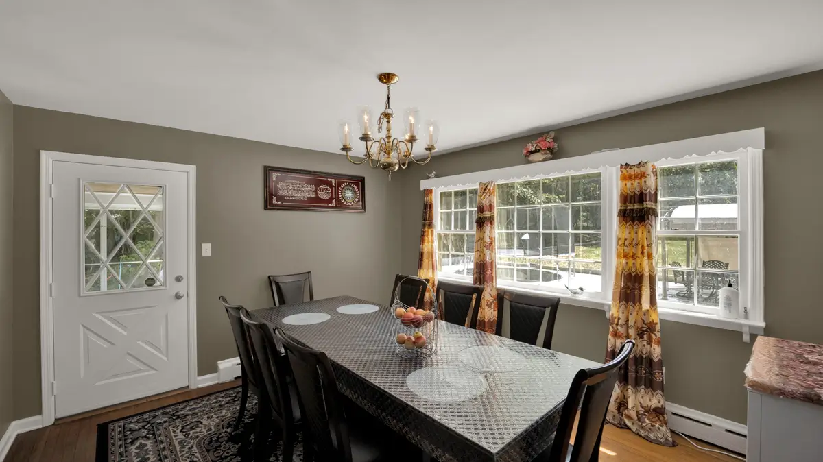 Large dining room with 8 seats